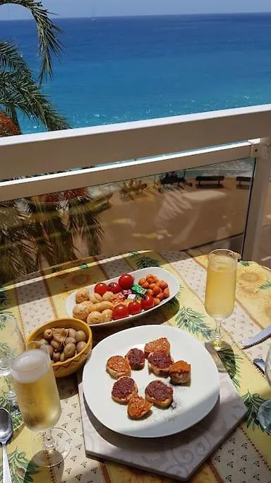 Appartement Bord De Mer Avec Garage Mentona Apartament